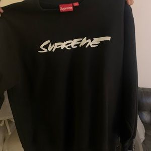 Men supreme sweatshirt size large